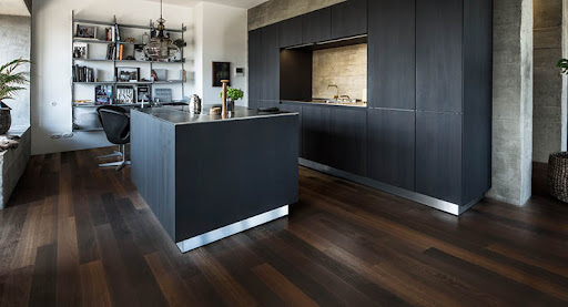 Kitchen with veneer flooring
