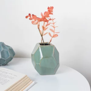 Geometric Decorative Objects Ideas, geometric vase, Flower Vase.  