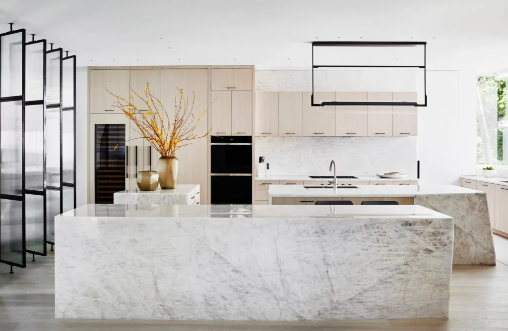 White Marble Kitchen Countertop that create a serene ambience