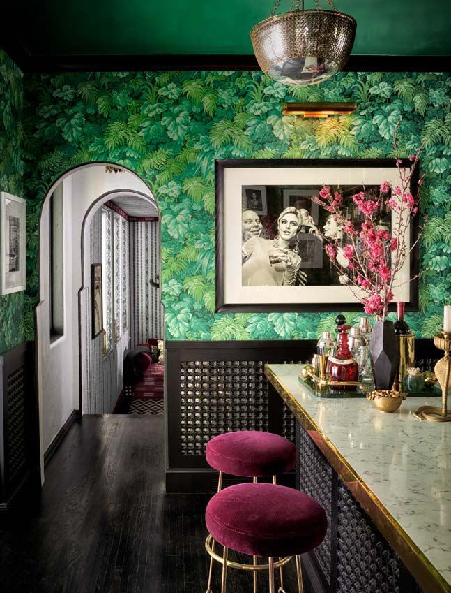Green interior decor home bar design 
