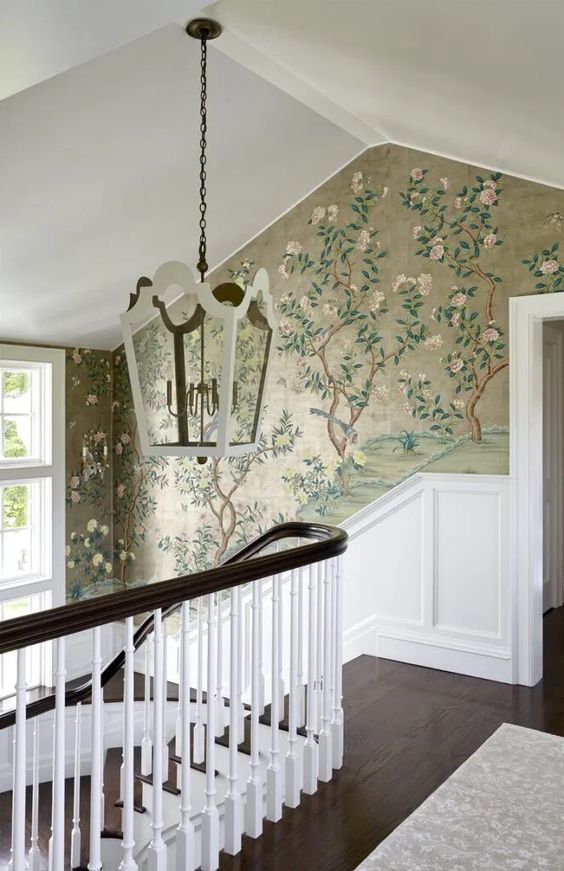 Floral Patterns in Staircase Wall Design